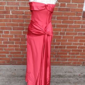Jessica McClintock Gorgeous Red Satin Formal dress